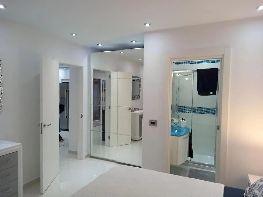 Apartamento Con Impresionantes Vistas Y Piscina أذيخي 0*,