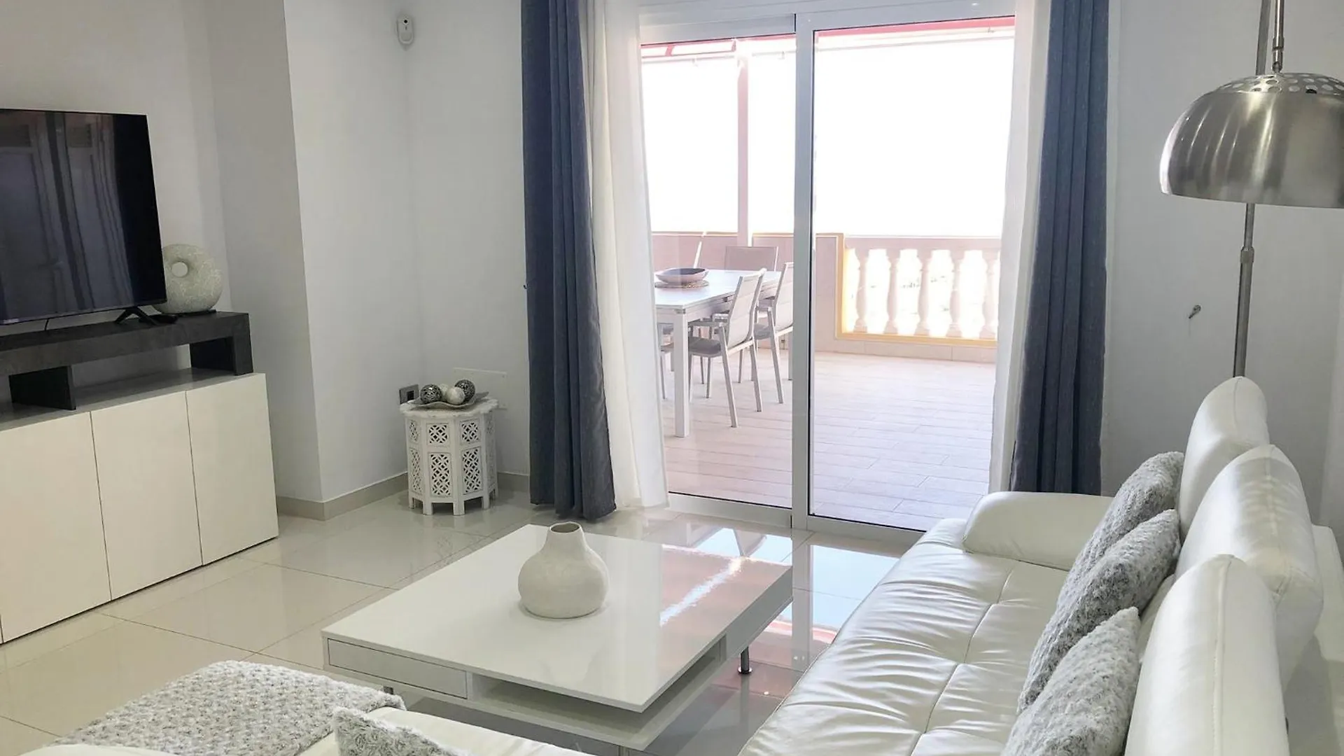 Apartamento Con Impresionantes Vistas Y Piscina أذيخي إسبانيا
